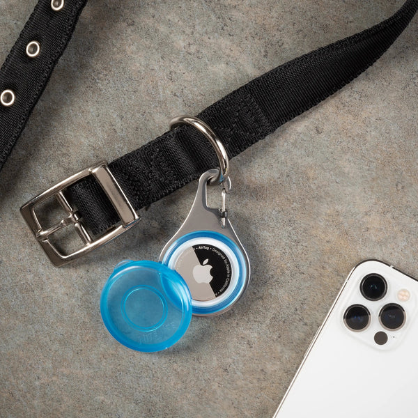 WearAbut Pet Clippable Tracker Holder Smoke-Four Muddy Paws